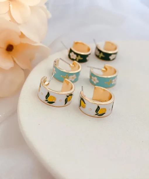 Alternative view of Mini Flower Green Hoops