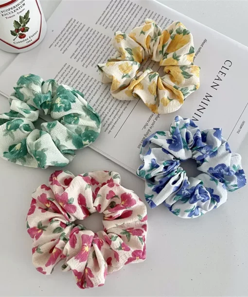Alternative view of Λευκό Scrunchie με Κίτρινα Λουλούδια
