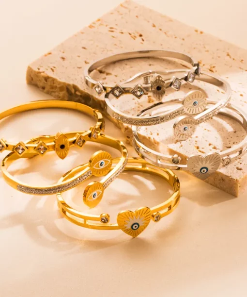 Alternative view of Silver Bangle Devil's Eye