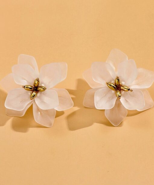 Alternative view of Big White Flower Ear Studs