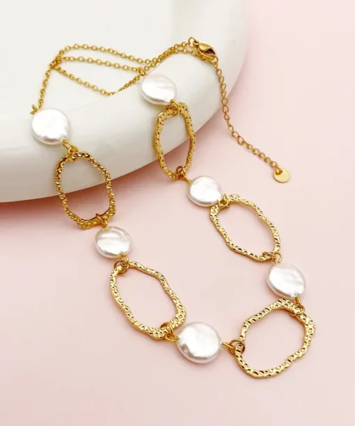 Alternative view of Elegant Gold Pearl Necklace