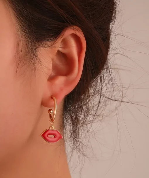 Alternative view of Red Lips