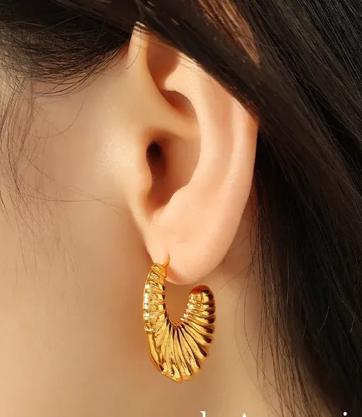 Alternative view of Elegant Droplet Earrings