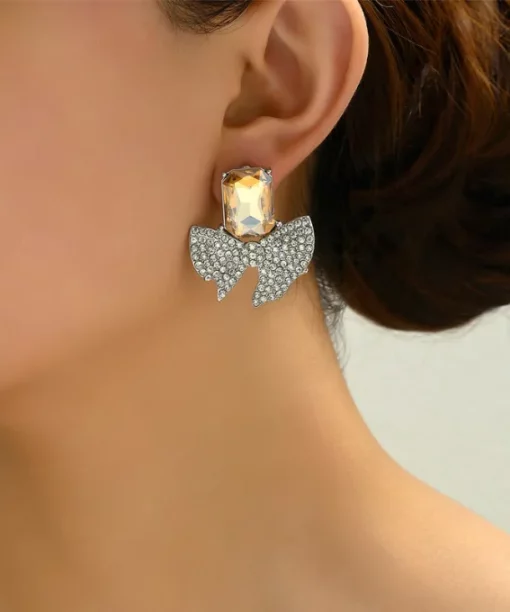 Alternative view of Glam Bow With Rhistone