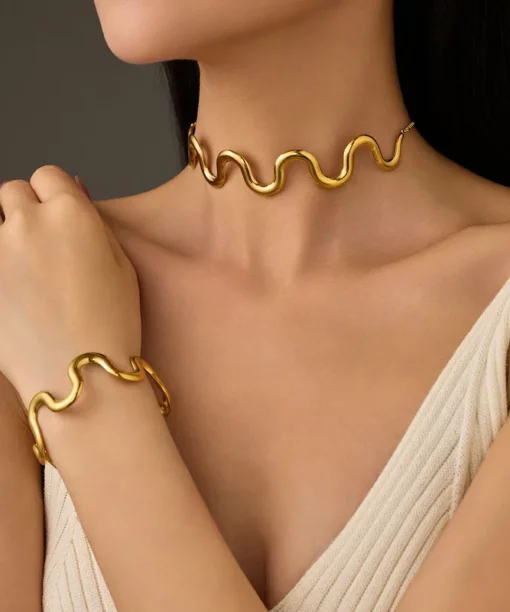 Alternative view of Gold Wavy Necklace