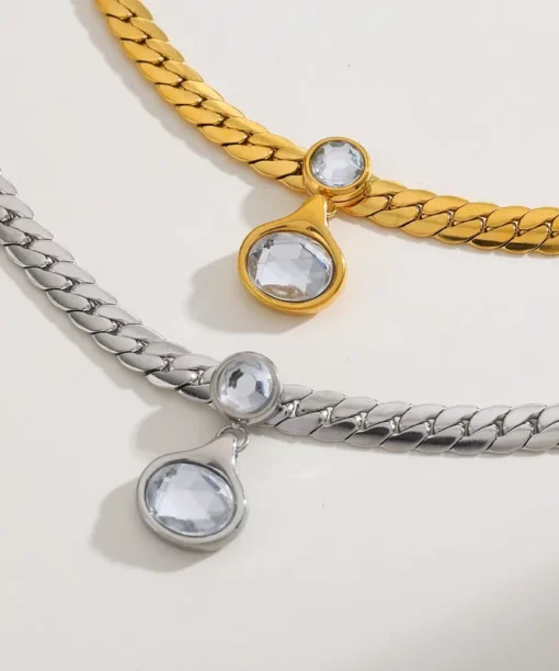 Alternative view of Juliet Necklace