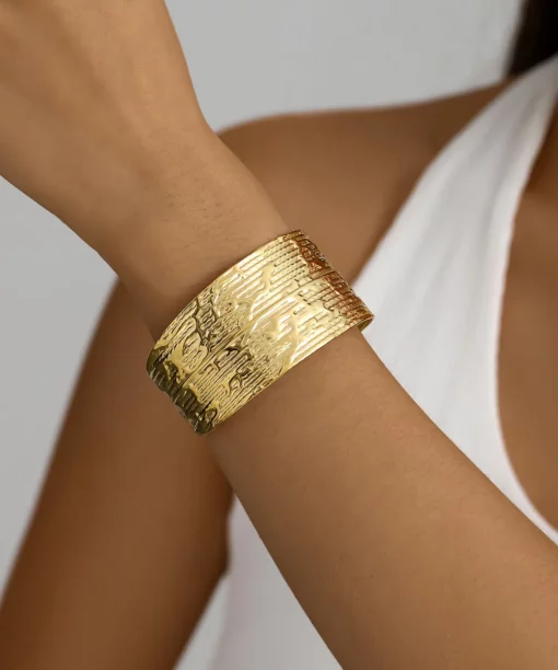 Alternative view of Liora Bracelet
