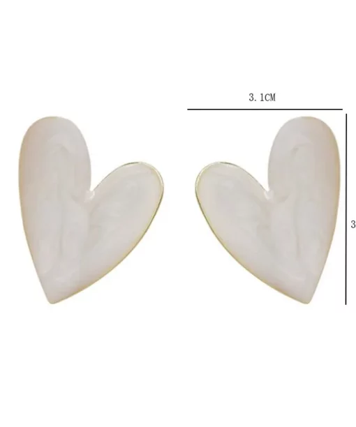 Alternative view of White Sindy
