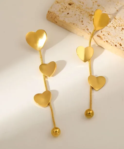 Alternative view of Endless Romance Gold